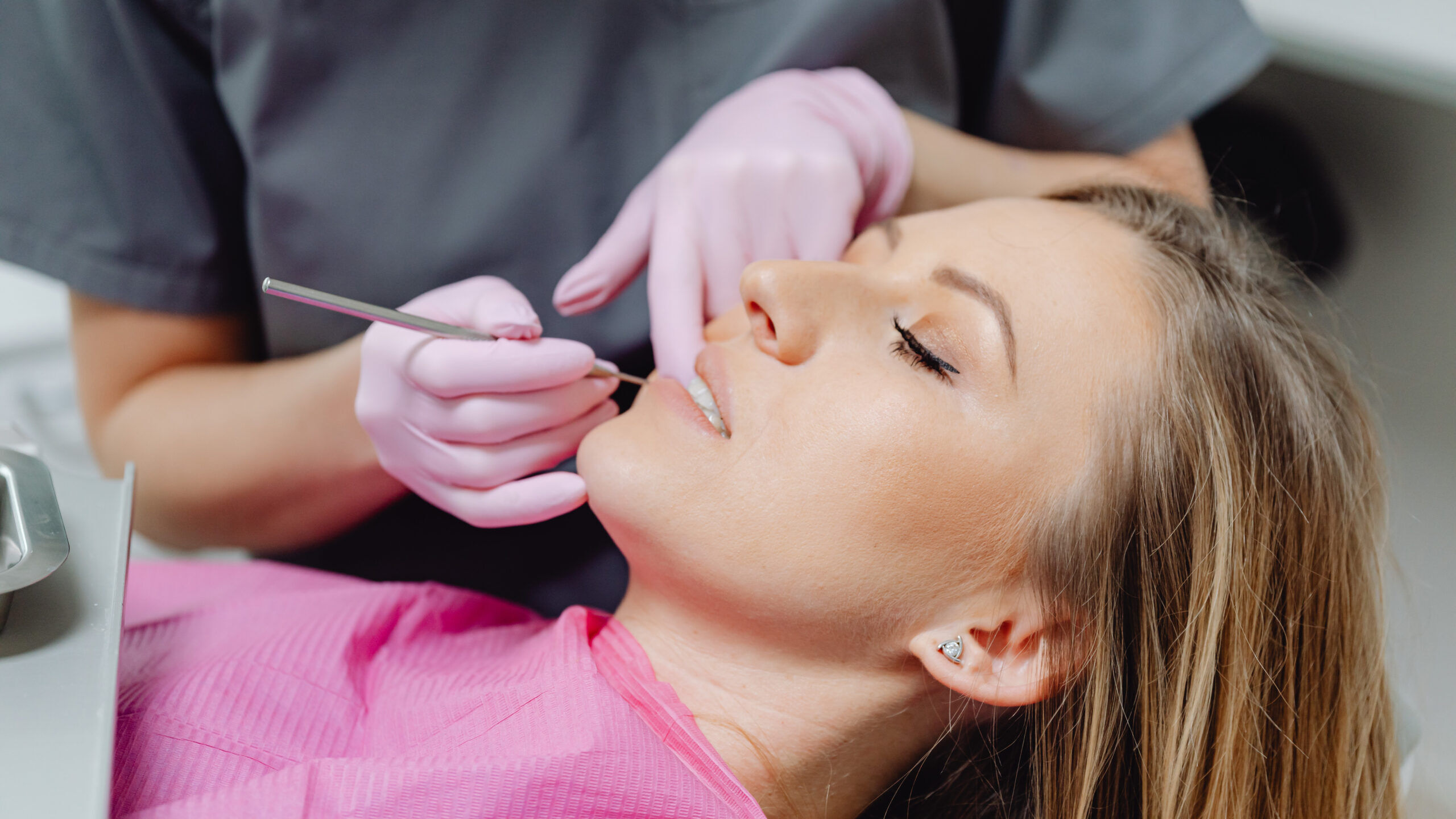 <a href="https://www.zahnaerzte-west.de/tag/karies/" rel="tag">Karies</a>, <a href="https://www.zahnaerzte-west.de/tag/wurzelkanalbehandlung/" rel="tag">Wurzelkanalbehandlung</a>, <a href="https://www.zahnaerzte-west.de/tag/zahnarzt-regensburg/" rel="tag">Zahnarzt Regensburg</a>, <a href="https://www.zahnaerzte-west.de/tag/zahnarztpraxis-regensburg/" rel="tag">Zahnarztpraxis regensburg</a>, <a href="https://www.zahnaerzte-west.de/tag/zahnerhaltung/" rel="tag">Zahnerhaltung</a>, <a href="https://www.zahnaerzte-west.de/tag/zahnfuellung/" rel="tag">Zahnfüllung</a>